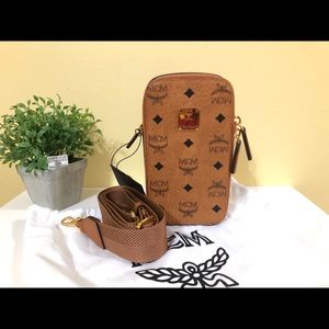 MCM Camera Crossbody bag cognac New